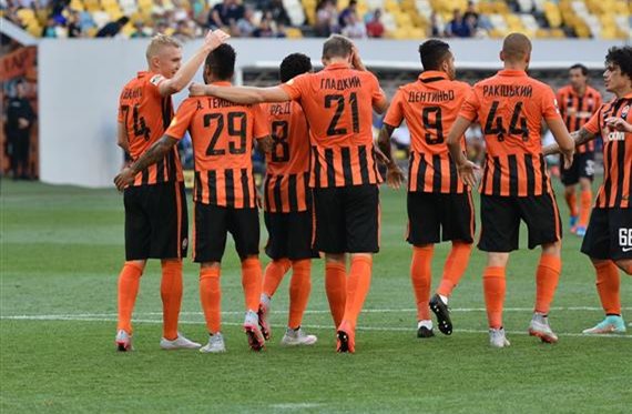 \"Шахтер\" разбил \"Металлист\"