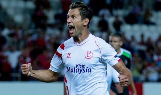 Крыховяк продлит контракт с \"Севильей\"