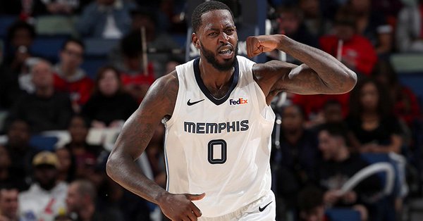 \"Мемфис\" на выезде переиграл \"Нью-Орлеан\"