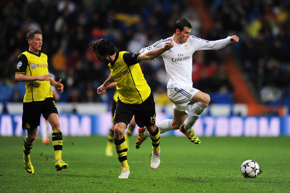 \"МЮ\" даёт за Бэйла и Хуммельса € 145 млн