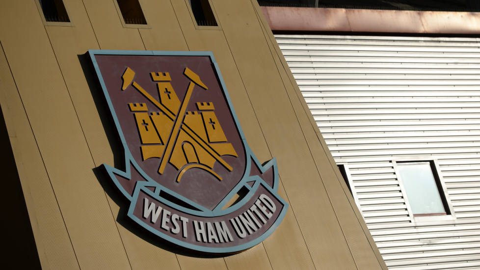 \"Вест Хэм\" начал поиск нового главного тренера команды