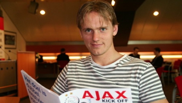 Капитан \"Аякса\" хочет в английскую Премьер-Лигу