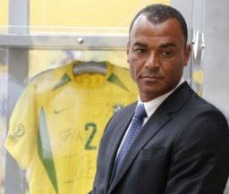 Бразильский чиновник выгнал Кафу из раздевалки сборной