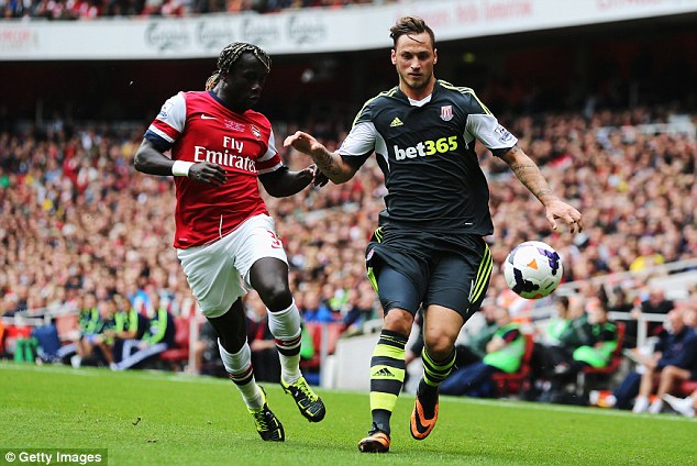 Защитник \"Арсенала\" может перейти в состав \"россонери\" по окончании сезона