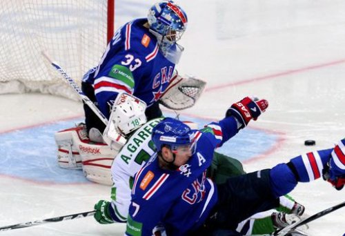 \"Салават Юлаев\" дома уступил СКА