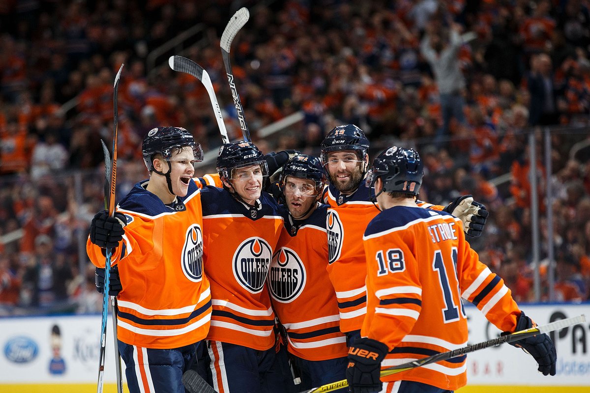 \"Калгари\" по буллитам проиграл \"Эдмонтону\"