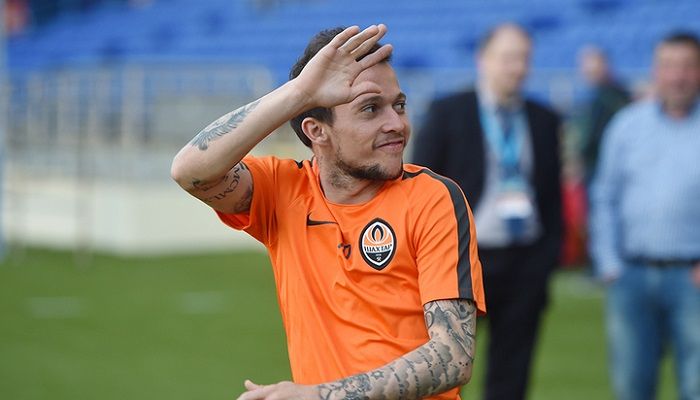 Бернард покидает \"Шахтер\"