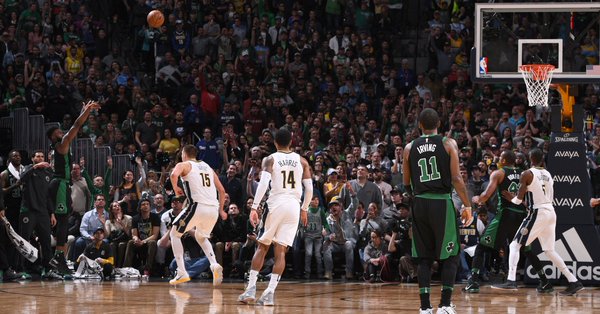 \"Бостон\" минимально обыграл \"Денвер\"