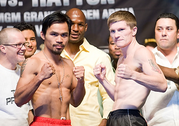 Хаттон: Пакьяо лучше завершить карьеру 