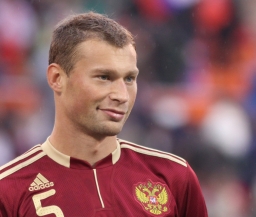Черчесов прокомментировал решение Березуцкого приостановить выступления за сборную