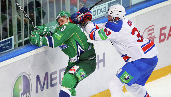 \"Лев\" разгромил \"Салават Юлаев\"