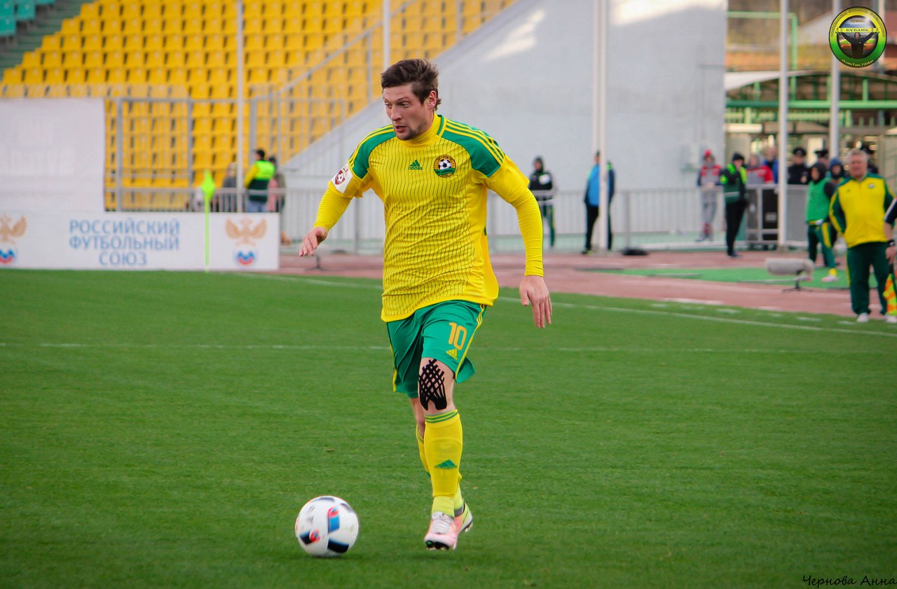 Селезнев просил у \"Кубани\" отдать его контракт