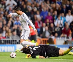 "Реал" огорчает "Юве" в Мадриде