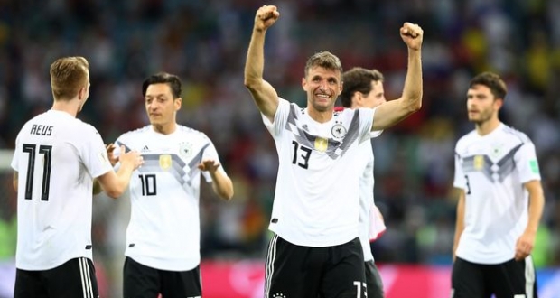 Германия с огромным трудом выиграла Швецию