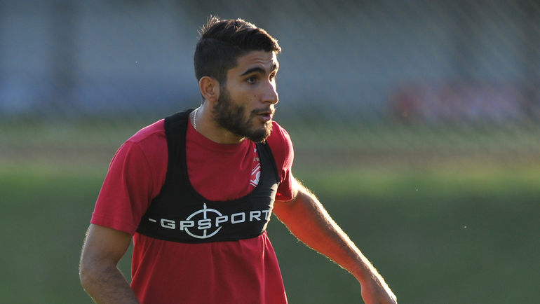 Буссуфа может перебраться в Голландию