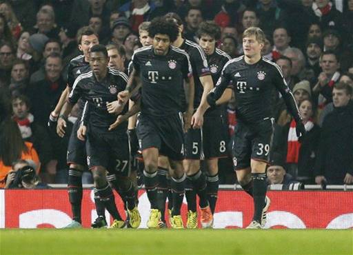 \"Байер\"  проигрывает \"Баварии\"