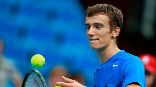 Кузнецов уступил в первом раунде турнира в Кицбюэле