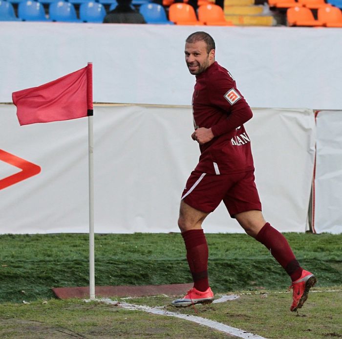 Карадениз - лучший игрок \"Рубина\" в апреле