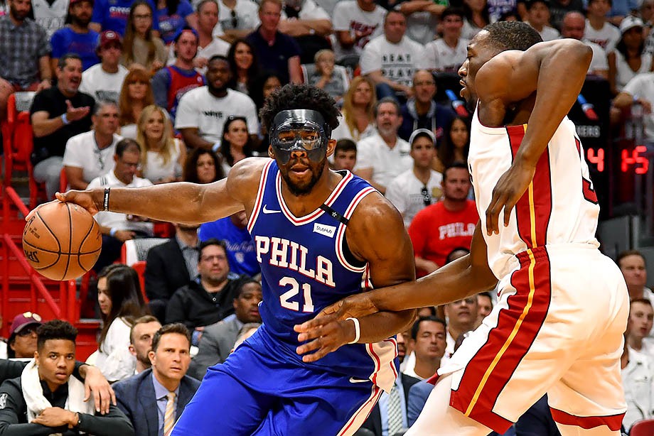 \"Филадельфия Сиксерс\" минимально одолела \"Майами Хит\"