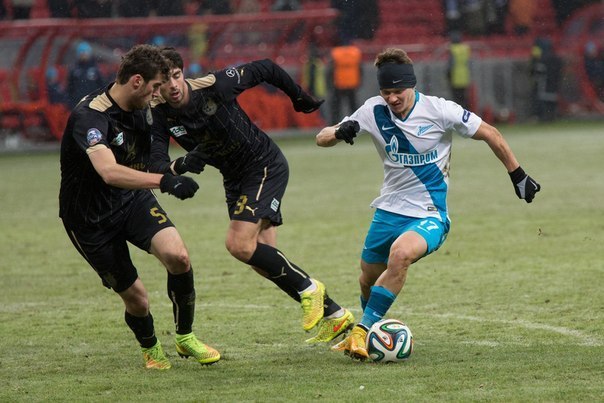 \"Зенит\" с минимальным счетом обыграл \"Рубин\"