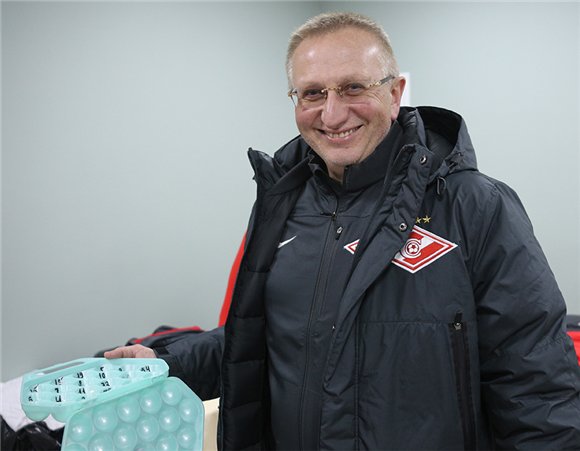 Вартапетов: Действительно, у Комбарова перелом ребра, без смещения