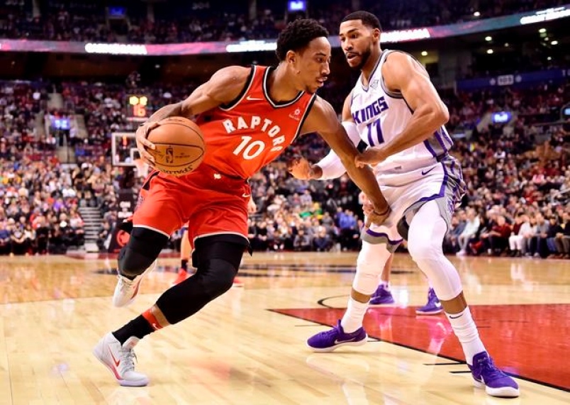 \"Торонто\" без проблем одолел \"Сакраменто\"