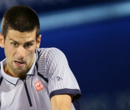 Джокович выиграл теннисный турнир в ОАЭ, обыграв в финале Бердыха