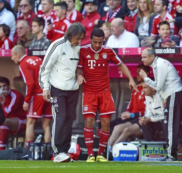 Алькантра вылетел на 6 недель минимум