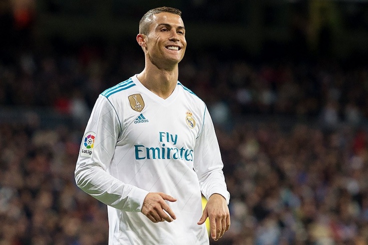 \"Реал\" увеличит зарплату Роналду