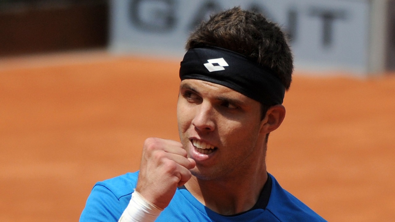 Веселы вышел в 1/4 турнира в Гамбурге