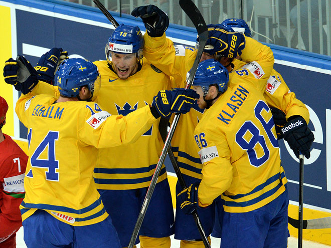 В полуфинале ЧМ-2014 шведы сыграют со сборной России, финны - против Чехии