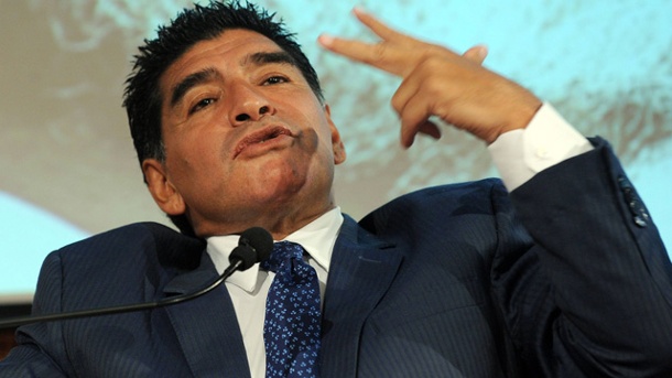 Марадона подверг критике Пеле и Беккенбауэра