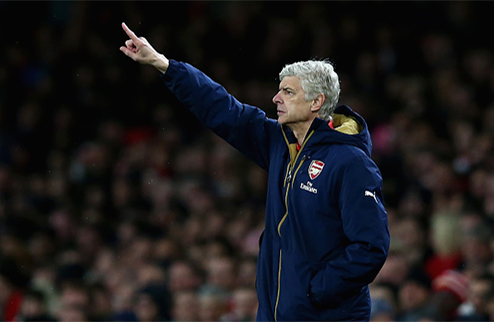 \"Арсенал\" намерен продлить контракт с Венгером