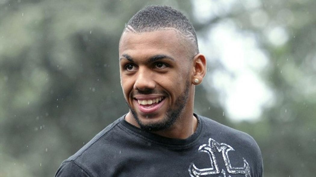 Мойес подтвердил переговоры по М’Вила