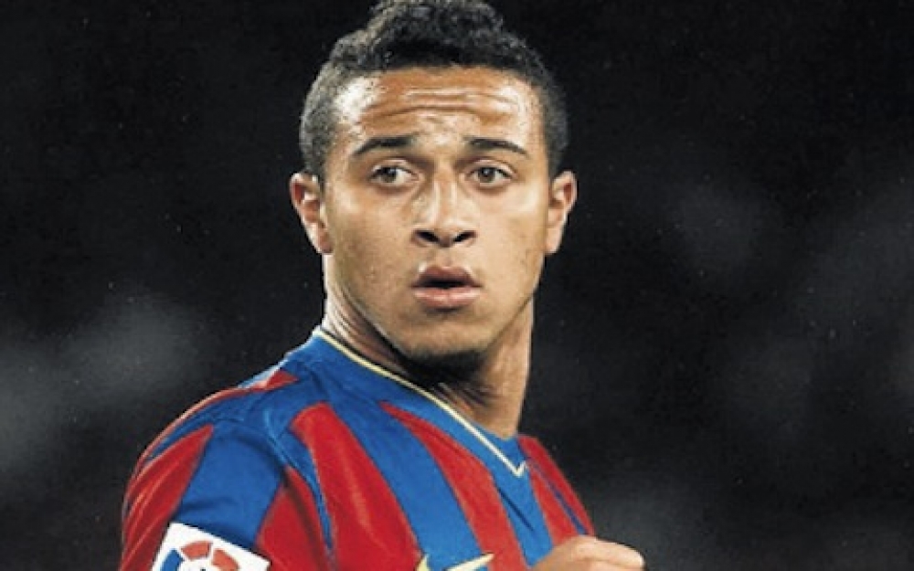 \"Реал\" присматривается к хавбеку \"Барселоны\"